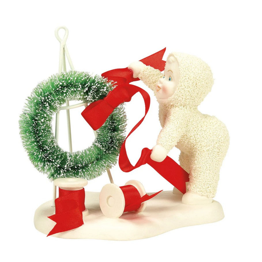 Snowbabies A Wreath for Santa Figurine