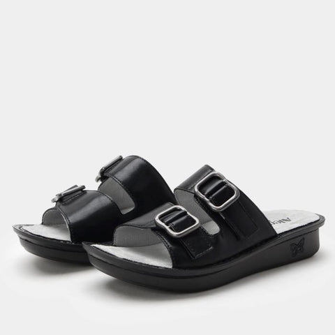 Alegria Verah Black