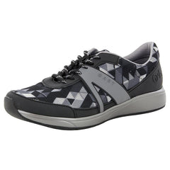 Traq Right Angle Grey Sneaker
