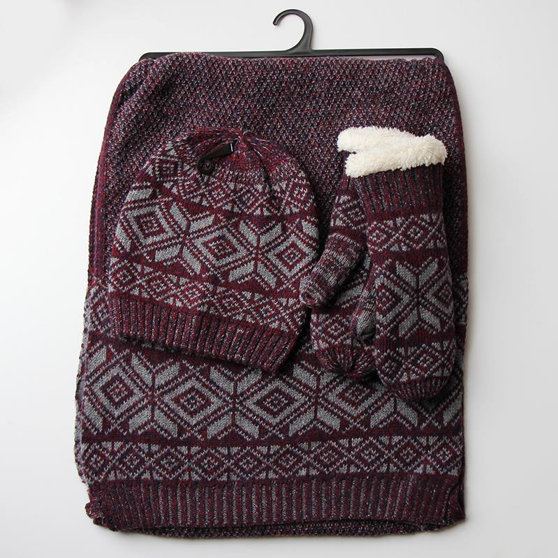 Knitted Diamond Pattern Scarf, Hat & Mitts